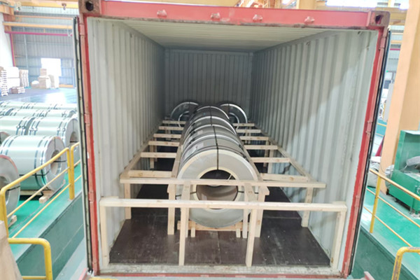高品質(zhì)430不銹鋼帶啟運埃及，助力高端廚具制造 圖1